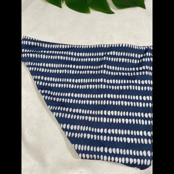 NEW $52 Dolce Vita Dotted‎ Reversible Bikini Bottom in Dusk Blue [SZ Small ] - Picture 12 of 12